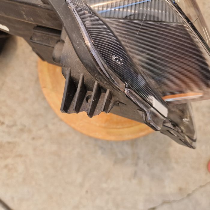 Ford KUGA led 2021 ляв фар