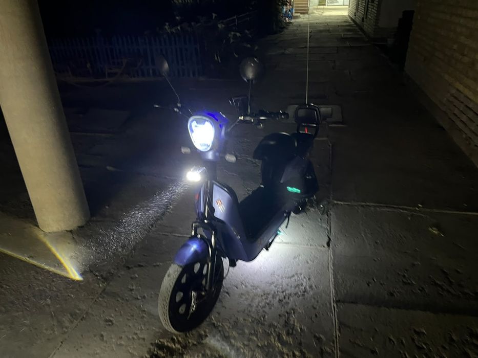 Скутер ск8 800w 16дюм