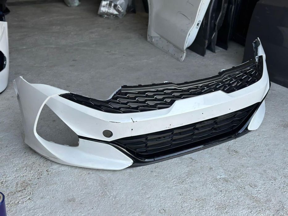 Kia k5 передние бампер Киа к5 бампер