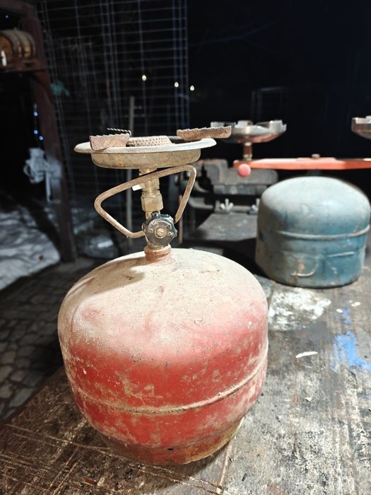 Aragaz de voiaj, cu un arzător, functional