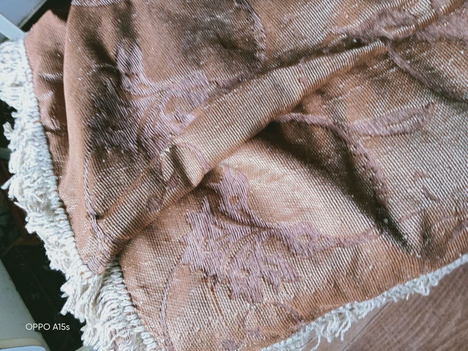 Продам покрывало на диван