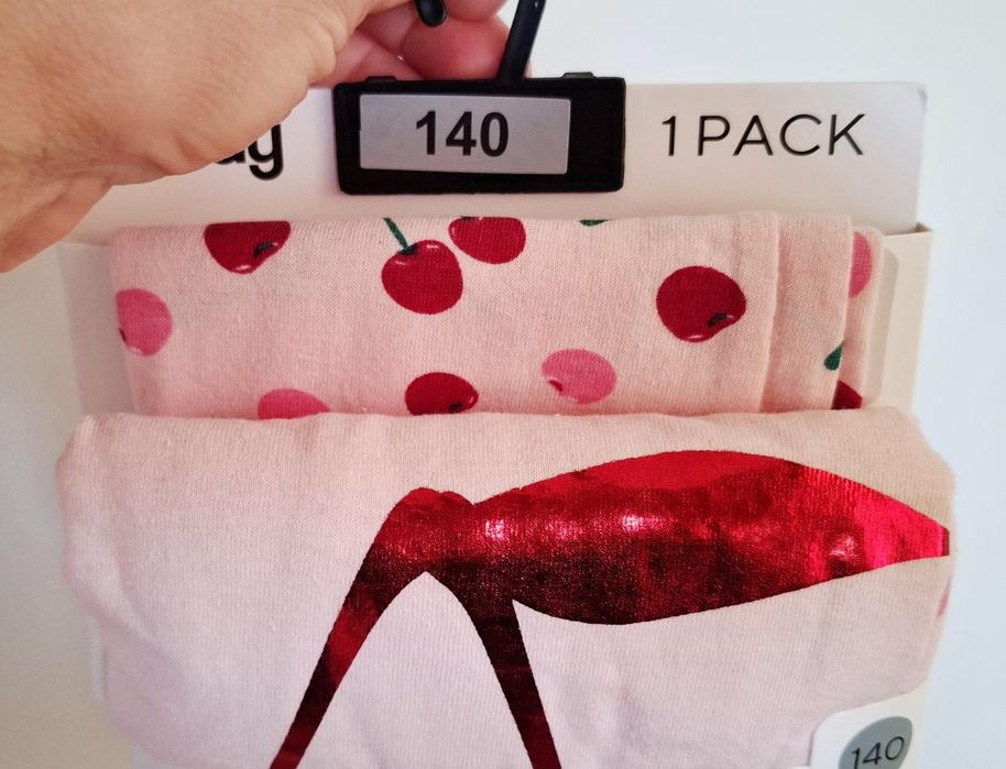 НОВИ Детски пижами и нощница за момиче на SINSAY