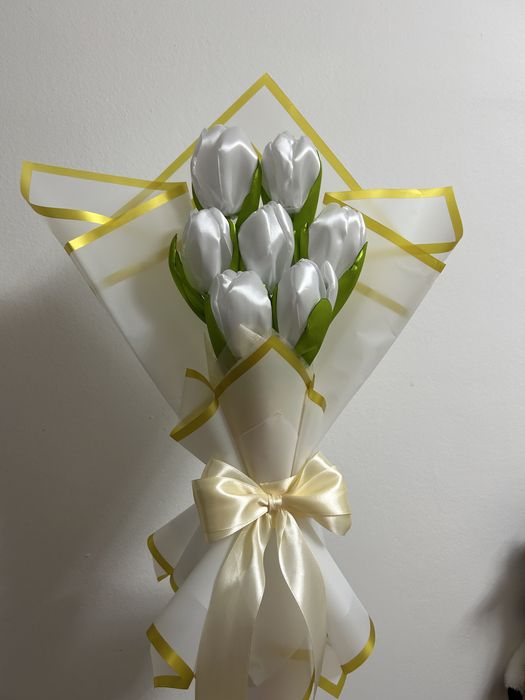 Buchete din satin handmade