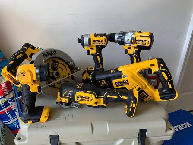 ДеВалт Проф Инструмент из США DEWALT Milwaukee