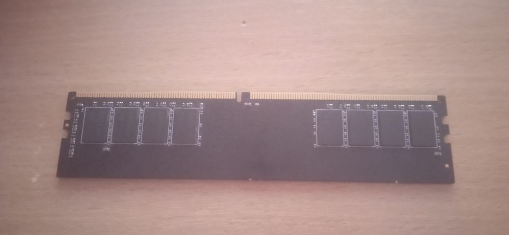 Оперативка Geil 8 gb 2400mh