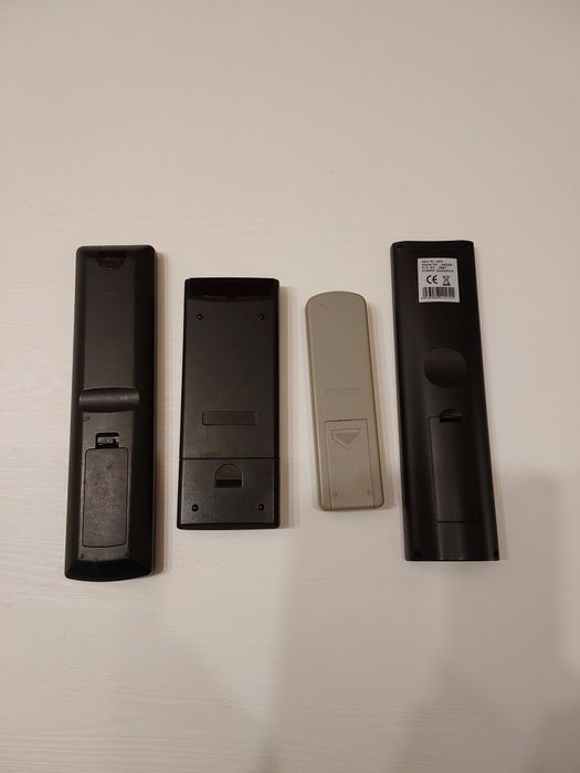 Telecomenzi Sanyo, Humax, Gold Star, AEG. De la 25 de lei.