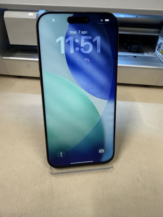 Iphone 16 pro max / 256 gb / 94 % baterie / Impecabil ca Nou