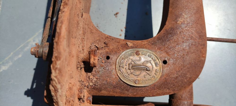 Стара шевна машина