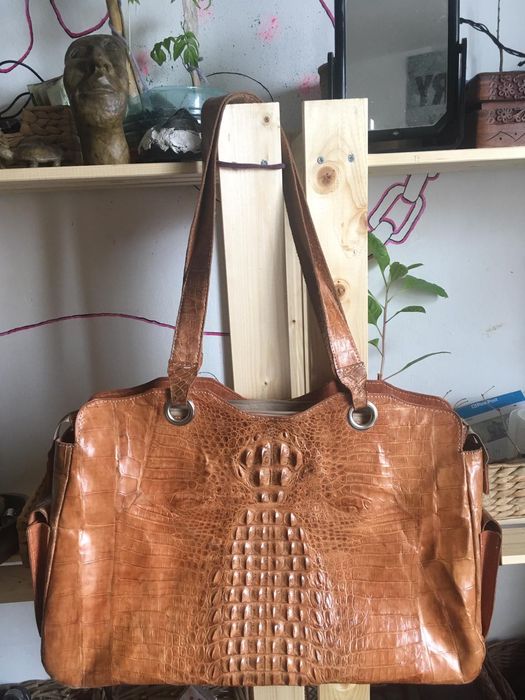 Geantă 100% piele crocodil/ lucrată manual/ Sri Lanka