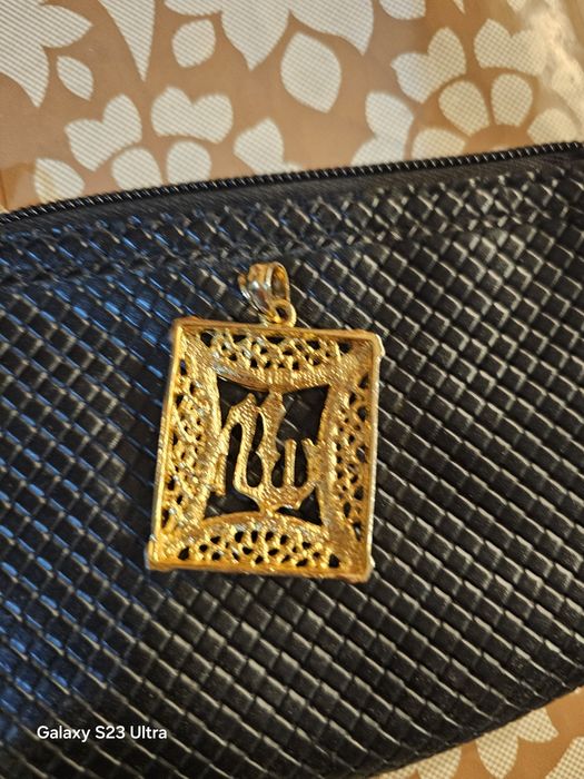 Позлатена висулка