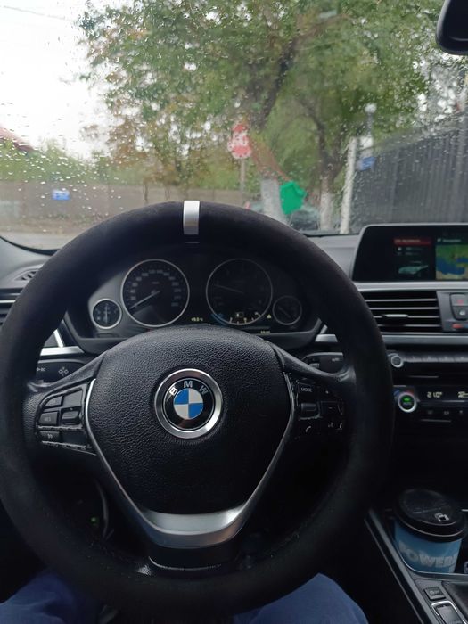 Volan sport cu comenzi ca nou BMW f30