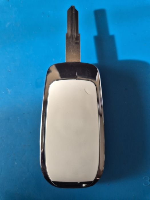 Сгъваем ключ за автомобил Dacia Duster,Logan (2016-2020)