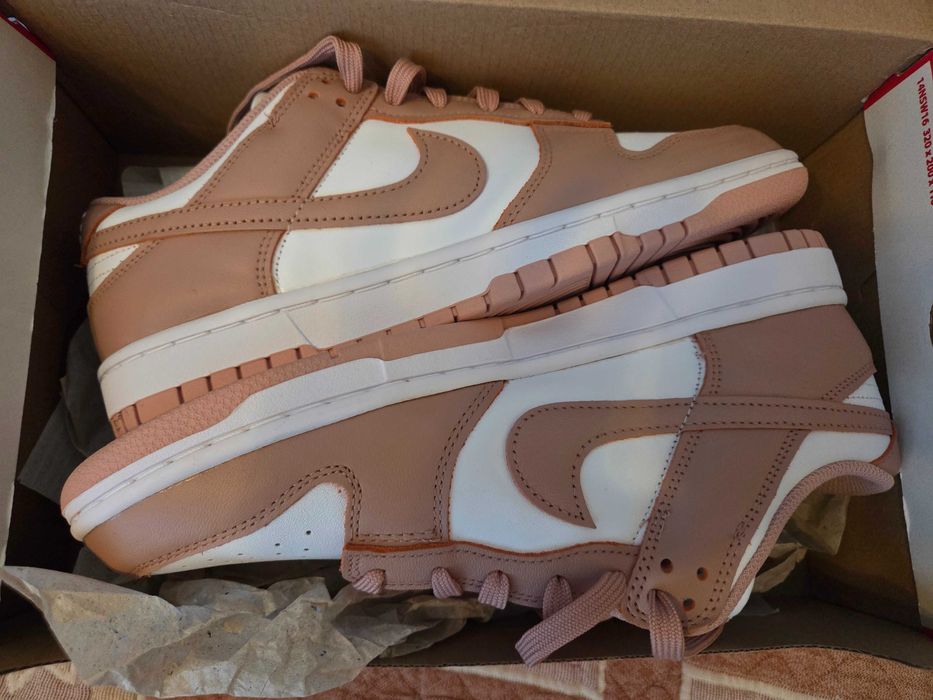 Обувки "NIKE Dunk Low"