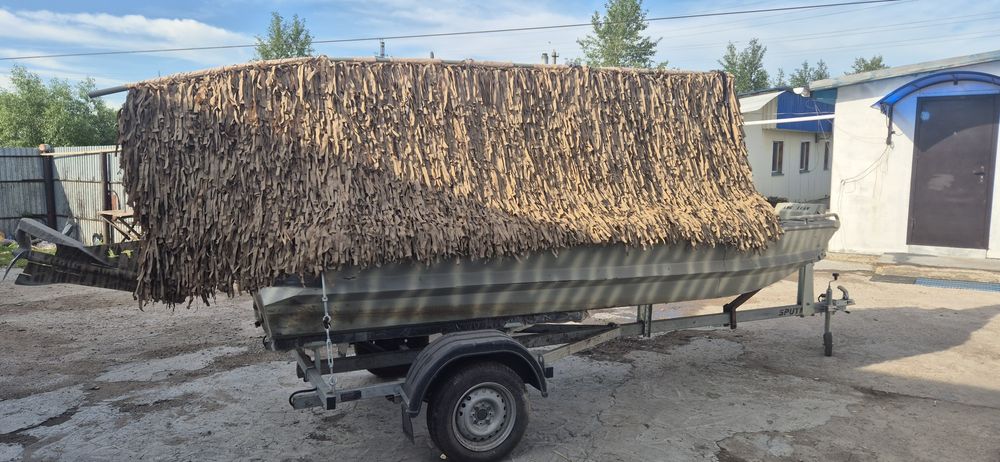 Продам лодку болотоход