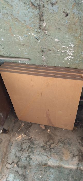 Отдам на дрова шкаф