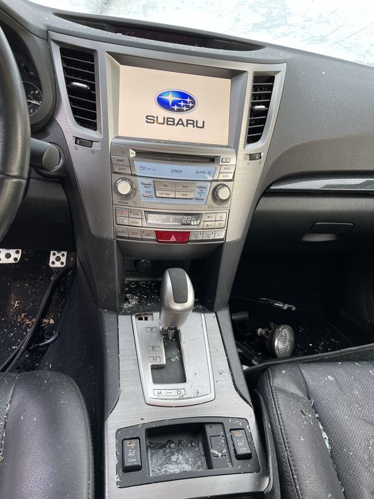 Subaru Legacy 2012 V 2.5i На части