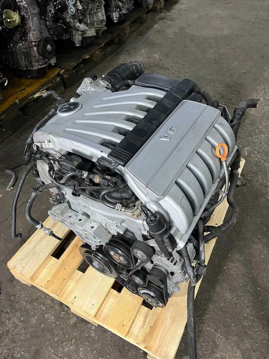 Двигатель Volkswagen AXZ 3.2 FSI