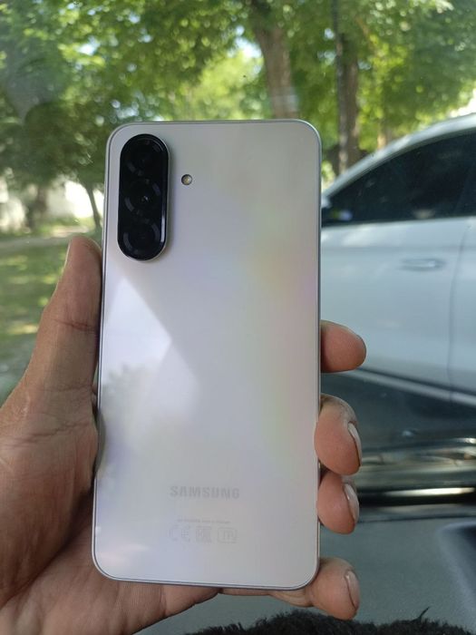 Samsung A36 holati yaxshi