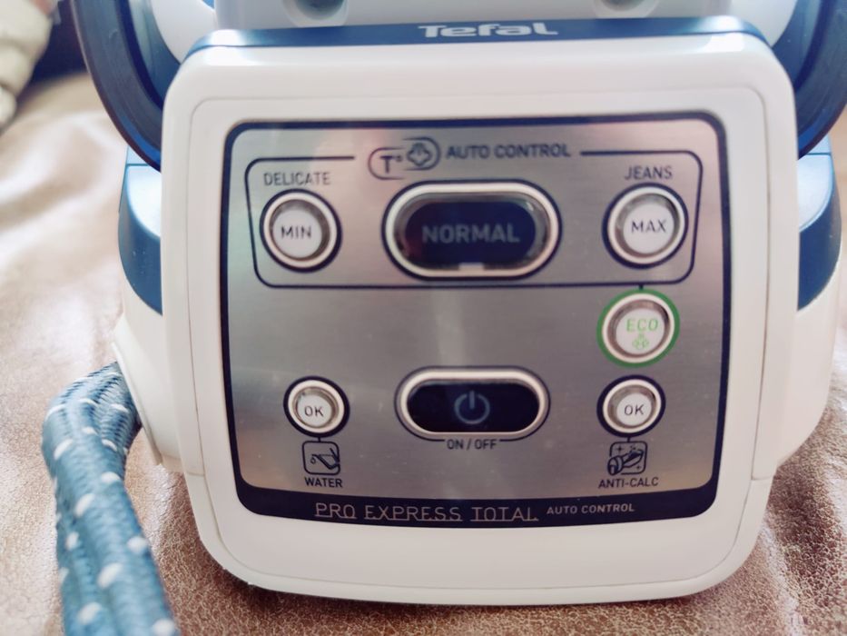 Statie de calcat Tefal Pro Express Total Auto Control