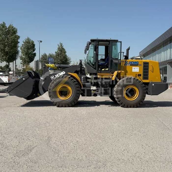 Pogruzchik Погрузчик LW300FN 1.8 м³