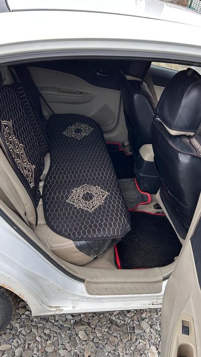 Продам машину срочно