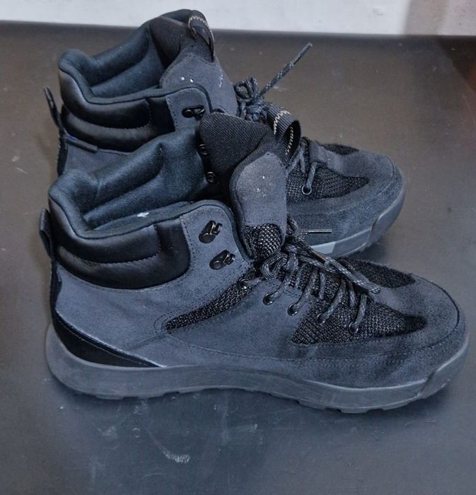 Продам обувь Lacoste