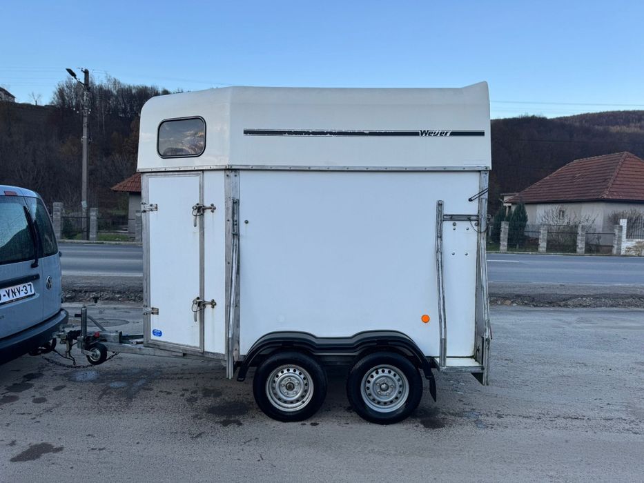 Remorca cai remorca animale