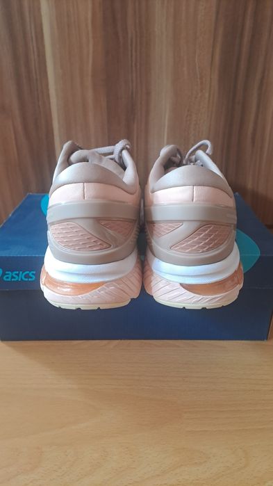 Маратонки Asics Gel-kayano 26 номер 45