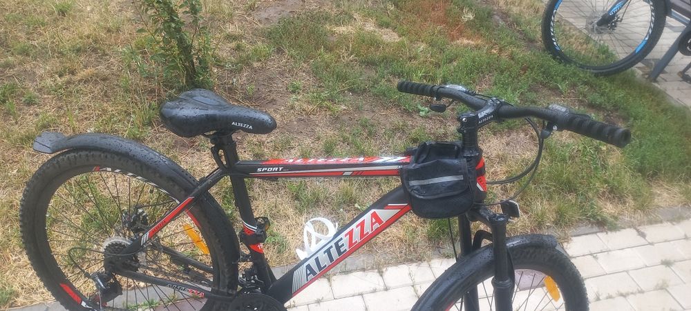 Велосипед новый 1 месяц ходил