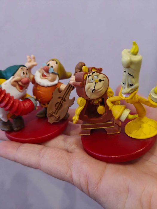 Магически аудио приказки - неразопаковани брой 1-50 и 2 премиум фигури