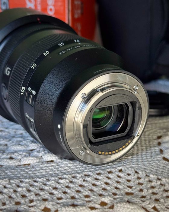 Фотоапарат Sony A7 II обектив 24-105 G OSS f4 + подарък чанта