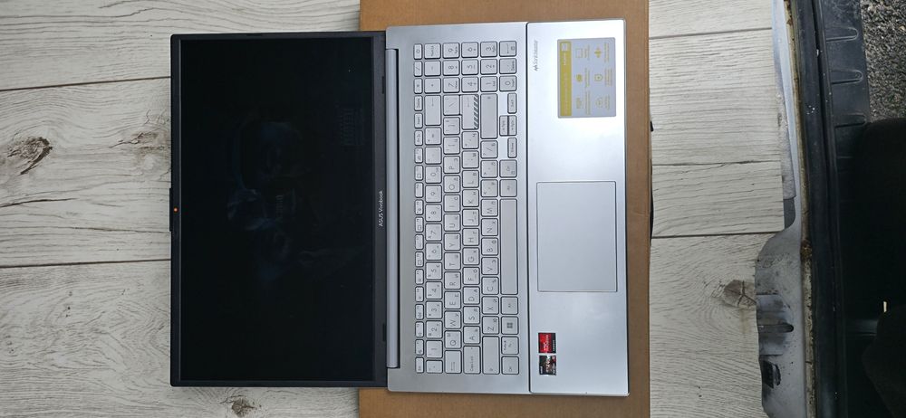 лабтоп  VivoBook