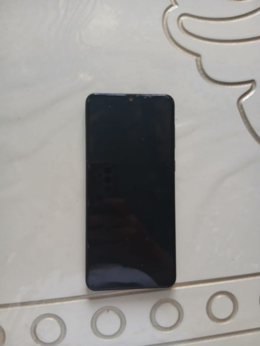 Samsung A02 продаю