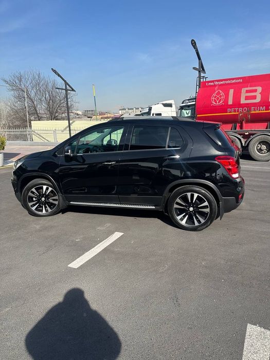 Трекер 1 LTZ PREMIER 2020 йил сотилади