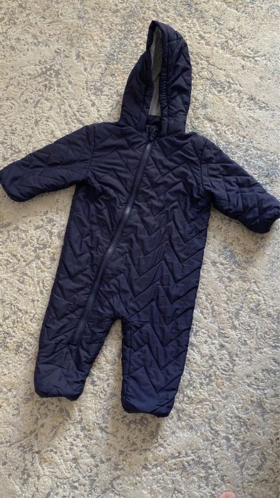 Продам осенние комбинезоны 80 размер