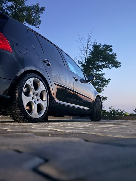 De vânzare Golf 5 GTI  sau schimb cu motocicleta!