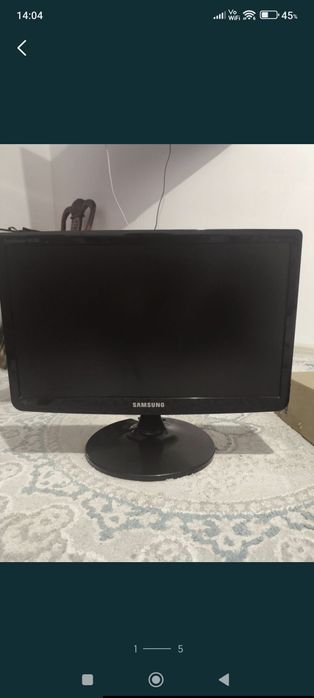 Монитор Самсунг в отличном состоянии