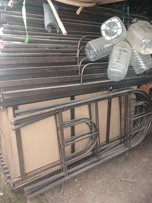 Двухярусная кровать