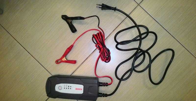 Зарядно за автомобил