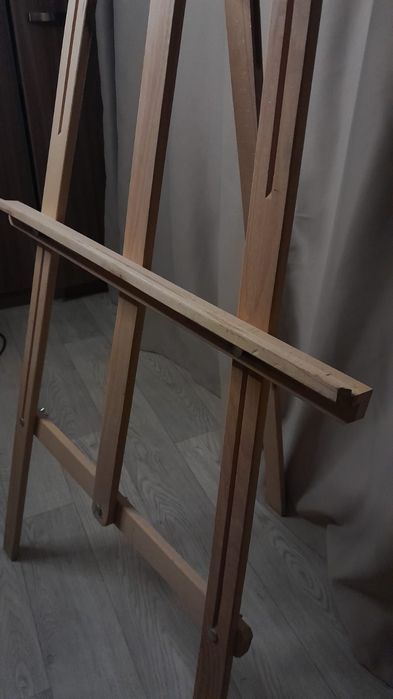 Продам мольберт 170 высота