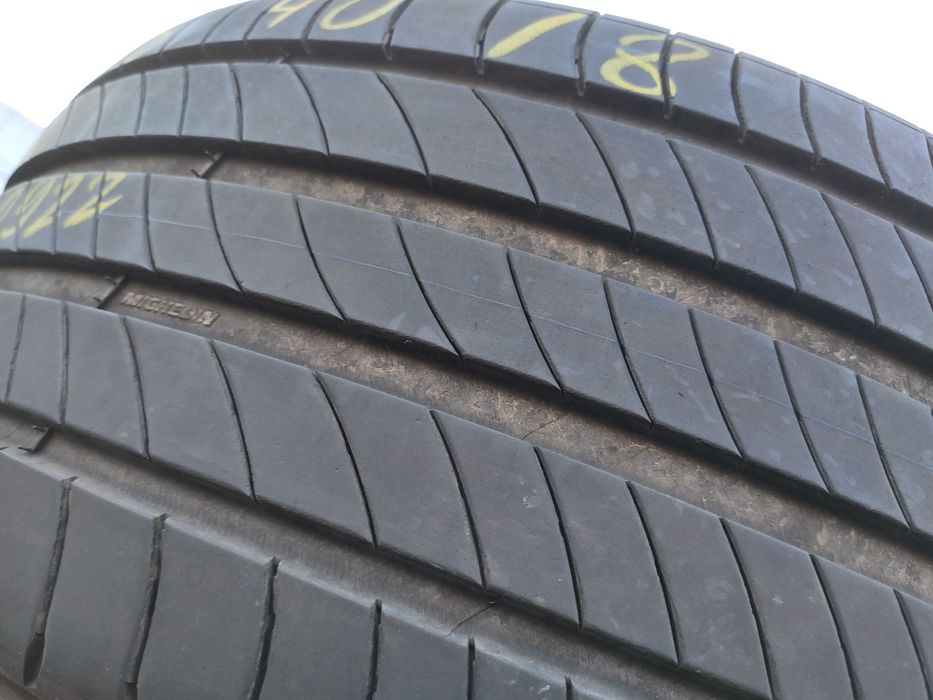 2бр Летни гуми 225 40 18 - Michelin