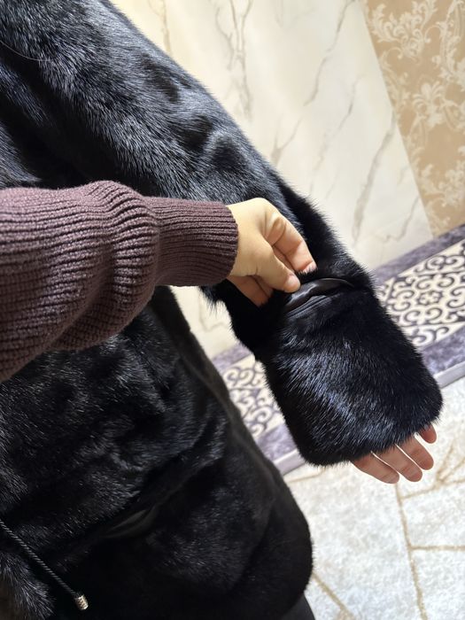 продам норковую шубу