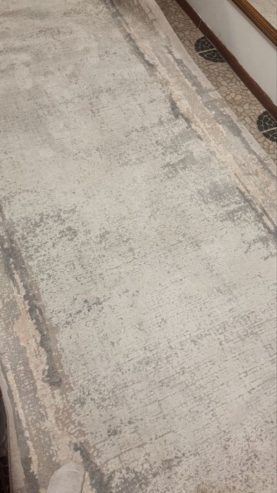 Продам ковер срочно