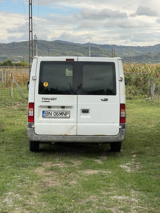 Vând Ford Transit