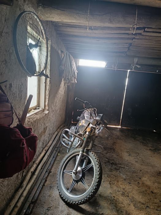 Мотоцикл 125 куб