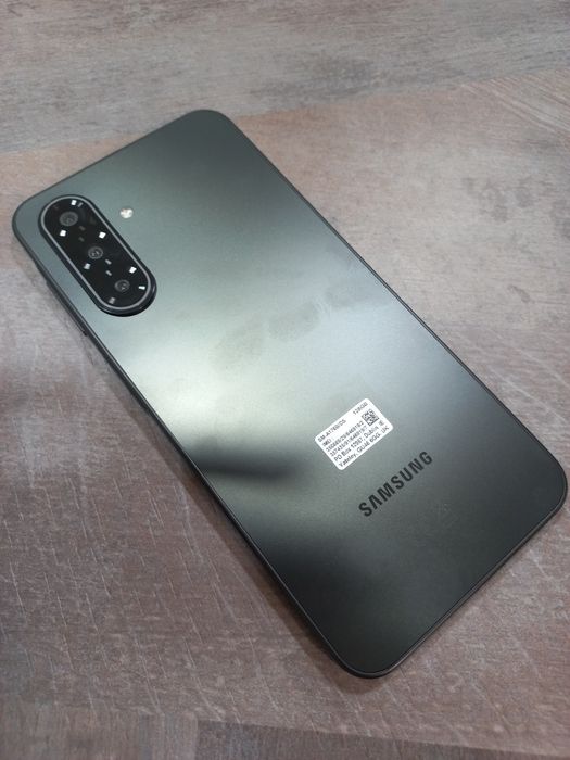 Vând Samsung Galaxy A 17 5G NOU