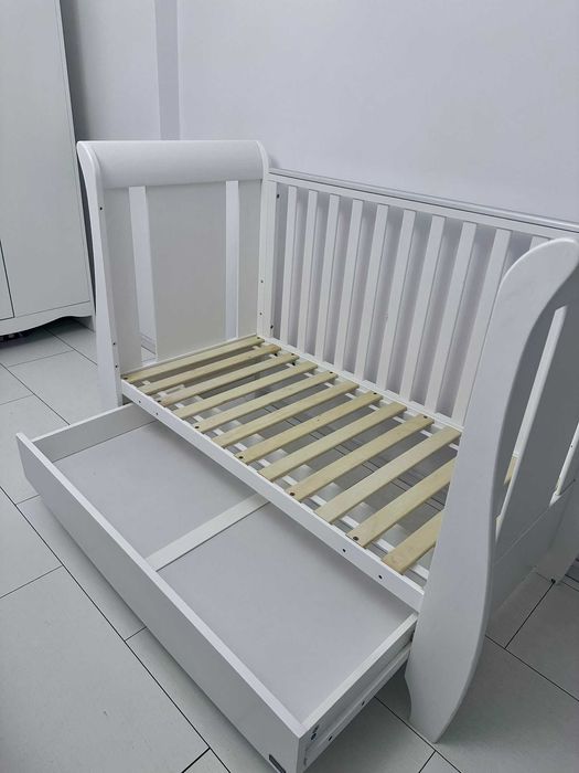 Pătuț alb 3 în 1 + saltea CADOU – stare foarte bună