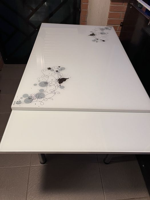 Masa Extensibila MDF cu sticla securizata