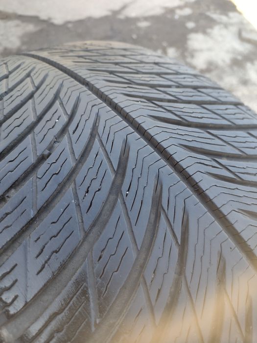 Michelin PA5 2бр.235/50/18 дот4319