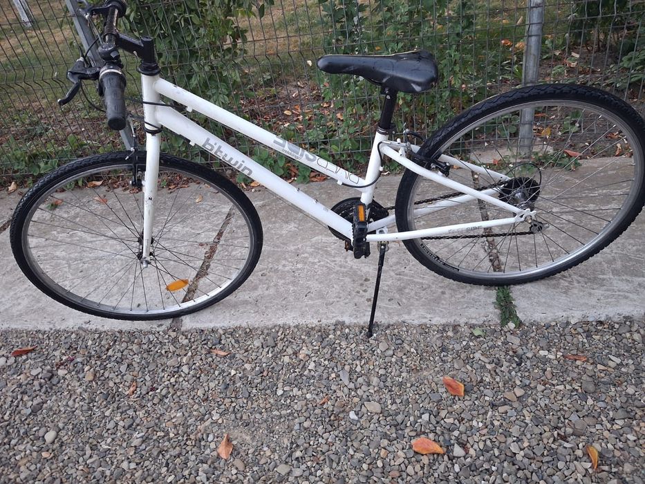 Vand bicicleta roti pe 28 inch